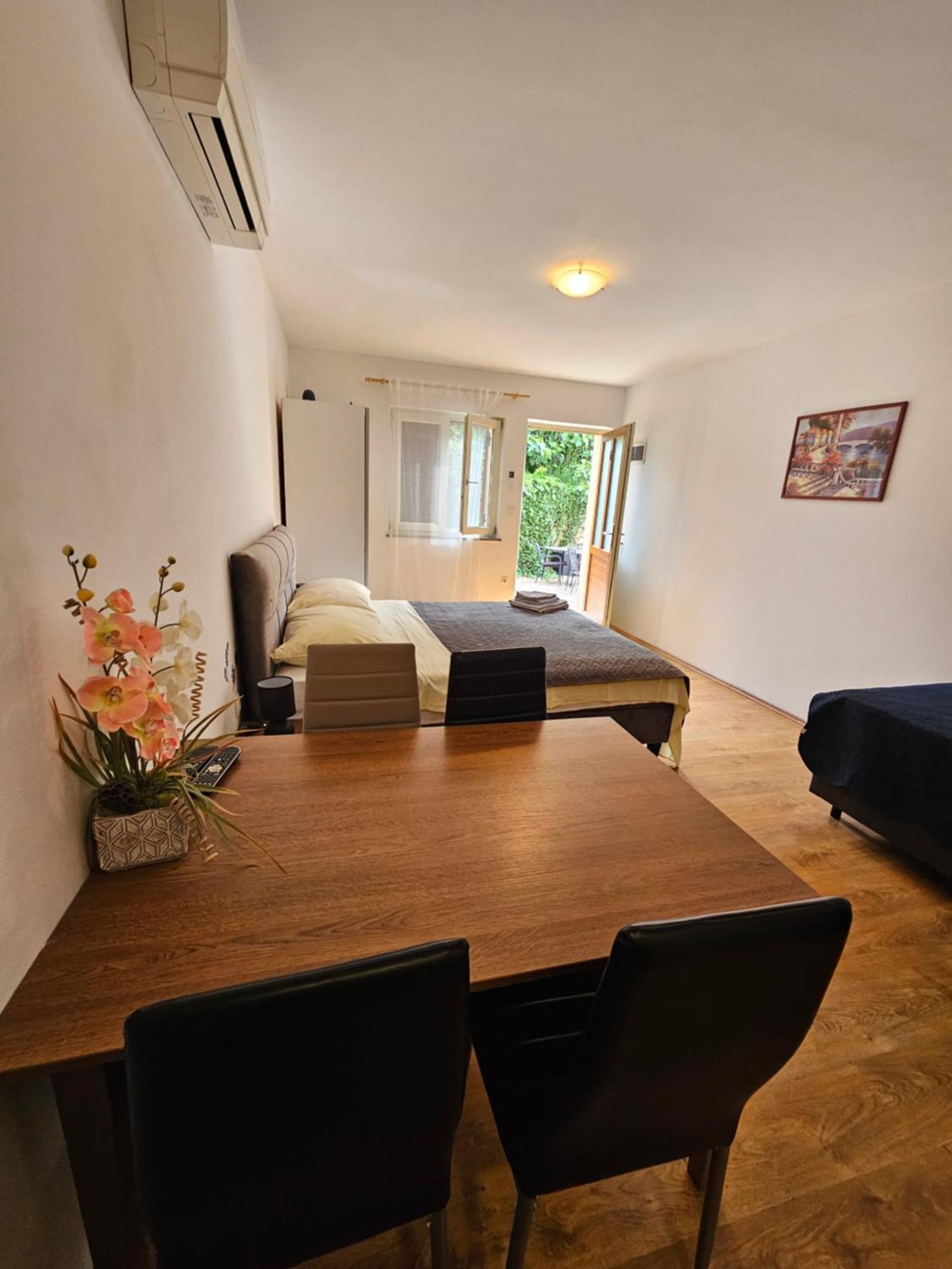 Apartmani Barbara Брсеч Экстерьер фото